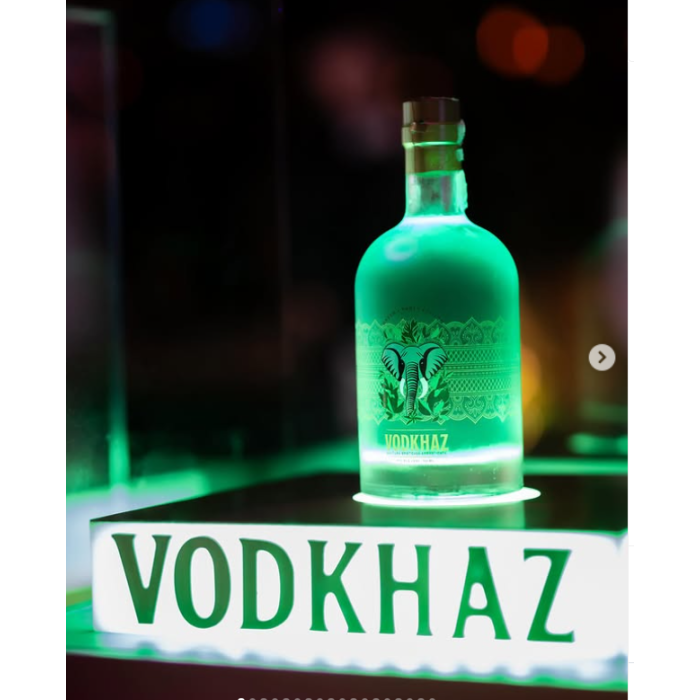 Vodkhaz Green Party Edition 0.7L | Vodka Tropicală Premium